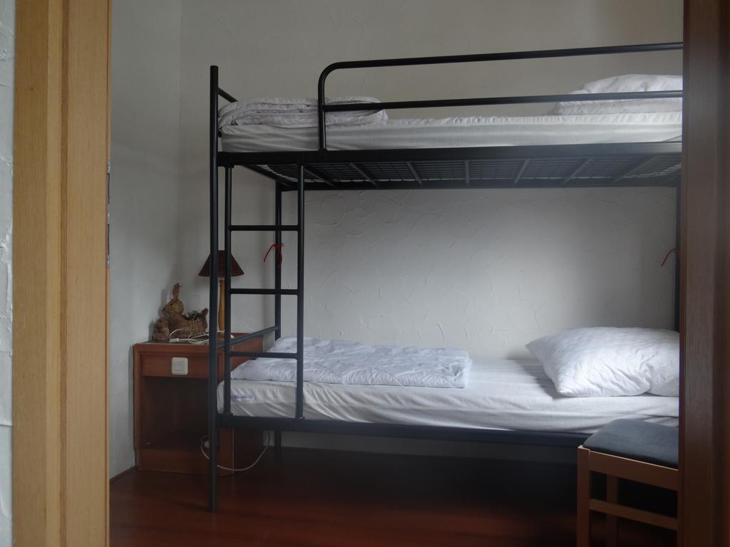 Haus Marlene Apartment Zell an der Mosel Room photo